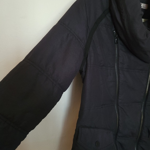 Jacket - Picture 5 of 5